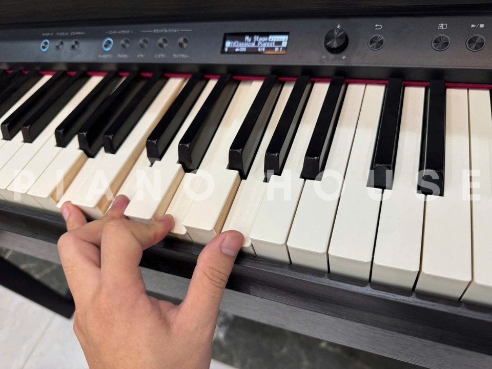 Cận cảnh ROLAND LX-708 CB (New) tại Piano House
